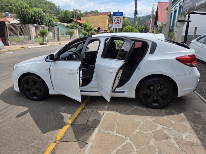 CRUZE 1.8 LT SPORT6 16V FLEX 4P MANUAL - 2012 - PICADA CAFé
