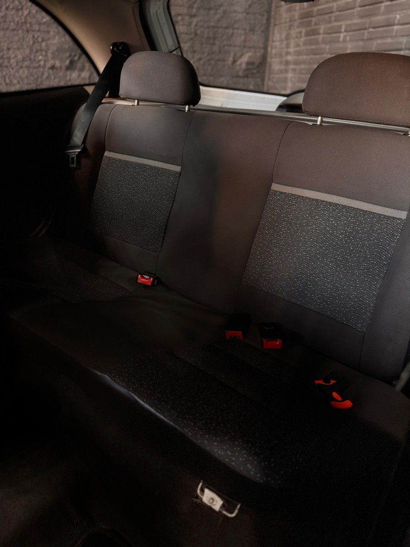 CELTA 1.0 MPFI LS 8V FLEX 2P MANUAL - 2014 - FELIZ