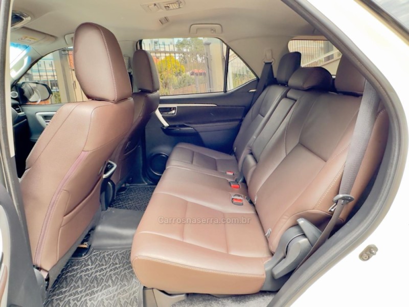 HILUX SW4 2.8 SRX 4X4 16V TURBO INTERCOOLER DIESEL 4P AUTOMÁTICO - 2017 - BENTO GONçALVES