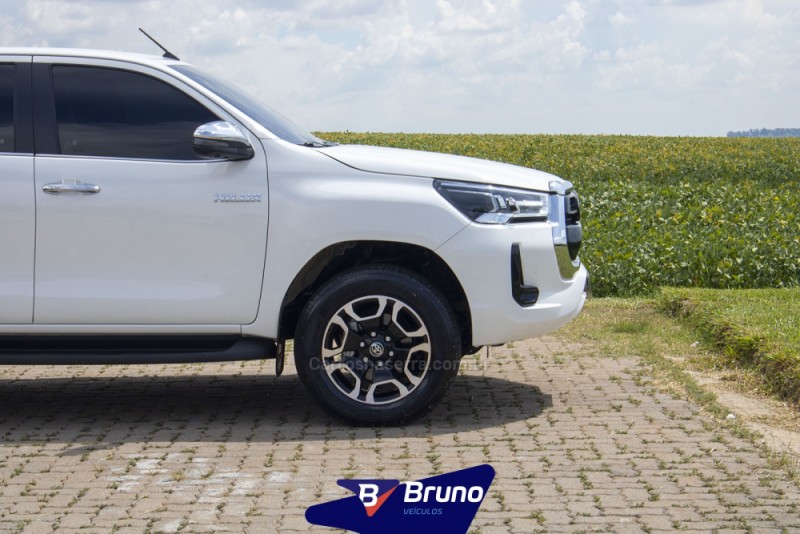 HILUX 2.8 SRX LIMITED 4X4 CD 16V DIESEL 4P AUTOMÁTICO - 2022 - PALMEIRA DAS MISSõES