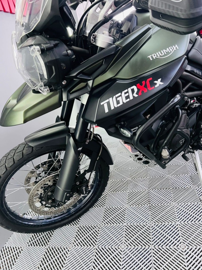 TIGER 800 XCX  - 2018 - CAMPO BOM