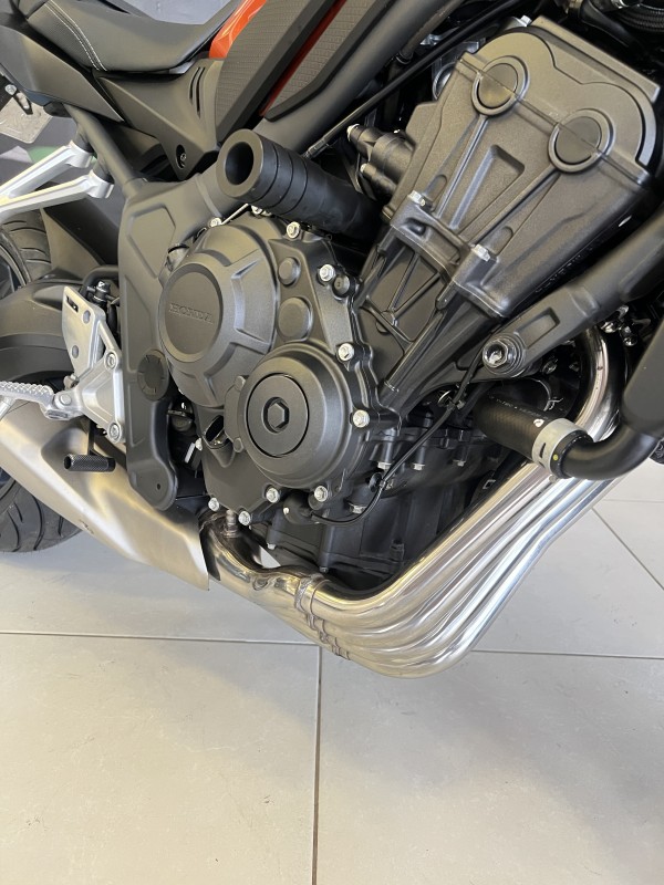 CB 650R  - 2024 - PASSO FUNDO