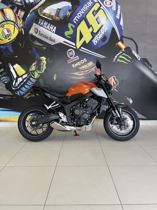 cb 650r  2024 passo fundo