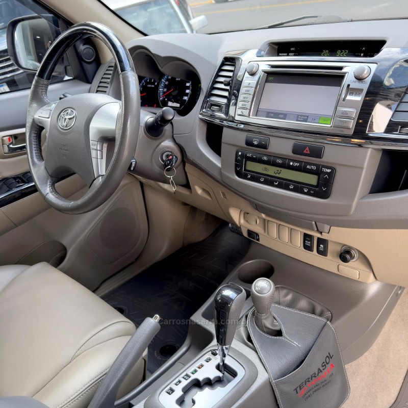 HILUX SW4 3.0 SRV 4X4 16V TURBO INTERCOOLER DIESEL 4P AUTOMÁTICO - 2013 - FLORES DA CUNHA