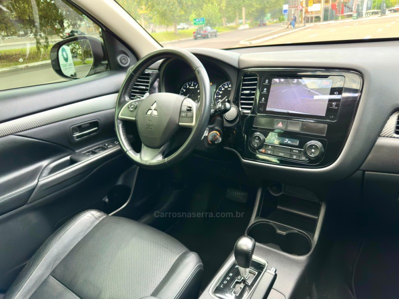 OUTLANDER 2.0 16V GASOLINA 4P AUTOMÁTICO - 2015 - ESTâNCIA VELHA