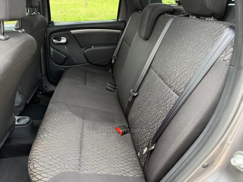 DUSTER OROCH 1.6 16V FLEX EXPRESS 4P MANUAL - 2021 - IVOTI