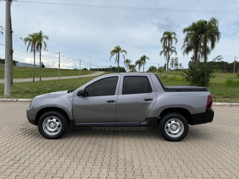 DUSTER OROCH 1.6 16V FLEX EXPRESS 4P MANUAL - 2021 - IVOTI