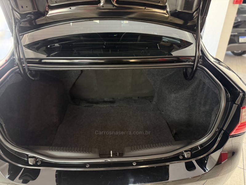 GRAND SIENA 1.0 ATTRACTIVE 8V FLEX 4P MANUAL - 2021 - GUAPORé