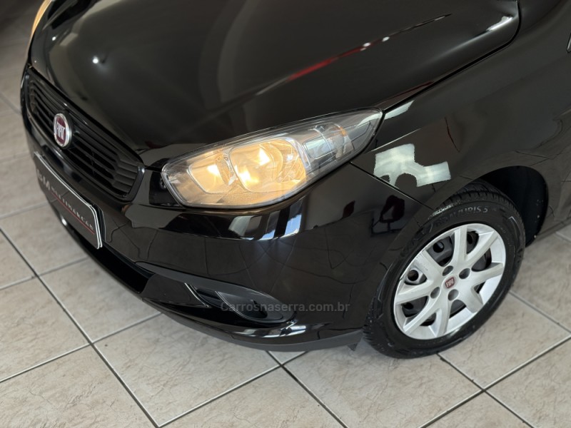 GRAND SIENA 1.0 ATTRACTIVE 8V FLEX 4P MANUAL - 2021 - GUAPORé