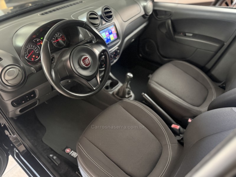 GRAND SIENA 1.0 ATTRACTIVE 8V FLEX 4P MANUAL - 2021 - GUAPORé