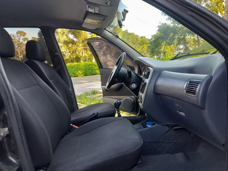 SIENA 1.0 MPI FIRE 8V FLEX 4P MANUAL - 2012 - FARROUPILHA