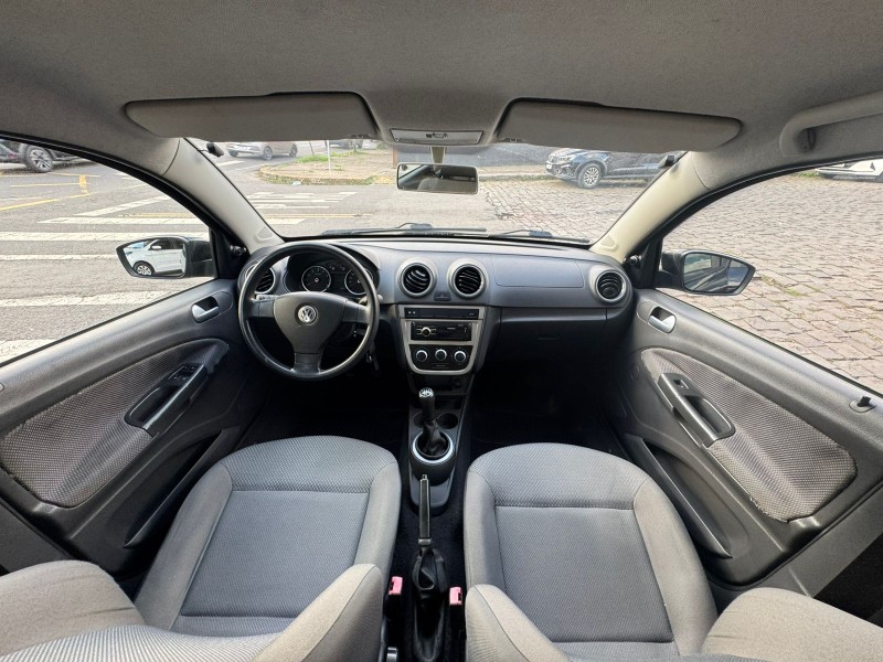 VOYAGE 1.0 MI TRENDLINE 8V FLEX 4P MANUAL - 2012 - CAXIAS DO SUL