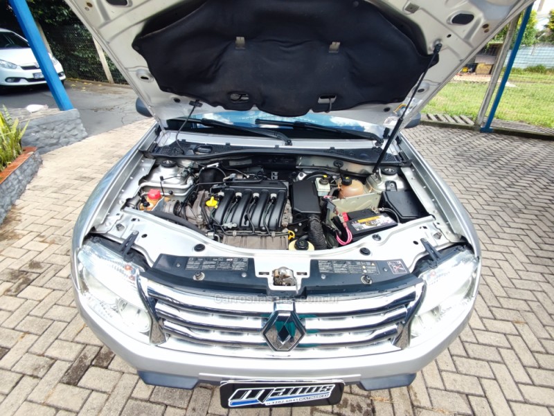 DUSTER 1.6 EXPRESSION 4X2 16V FLEX 4P MANUAL - 2015 - CANELA