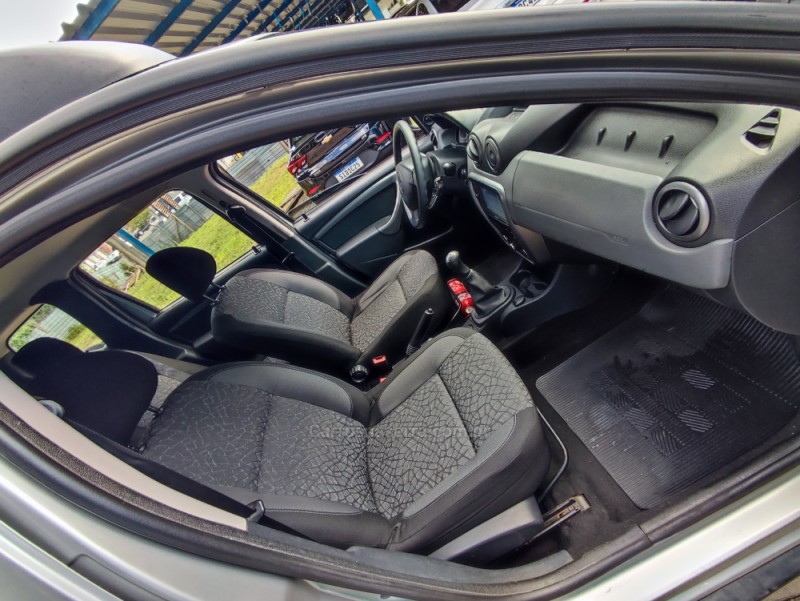DUSTER 1.6 EXPRESSION 4X2 16V FLEX 4P MANUAL - 2015 - CANELA