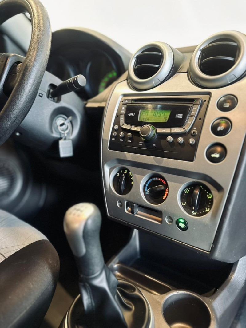 FIESTA 1.6 MPI CLASS HATCH 8V FLEX 4P MANUAL - 2008 - CAXIAS DO SUL