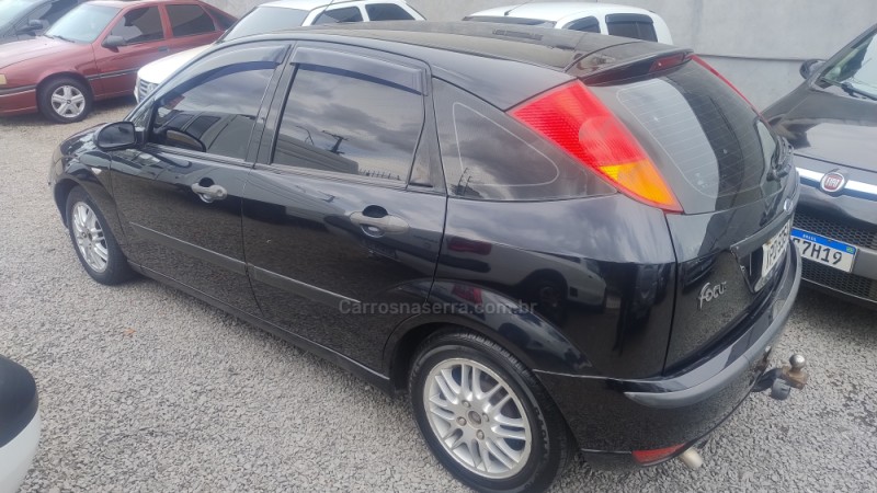 FOCUS 1.6 8V GASOLINA 4P MANUAL - 2008 - CAXIAS DO SUL