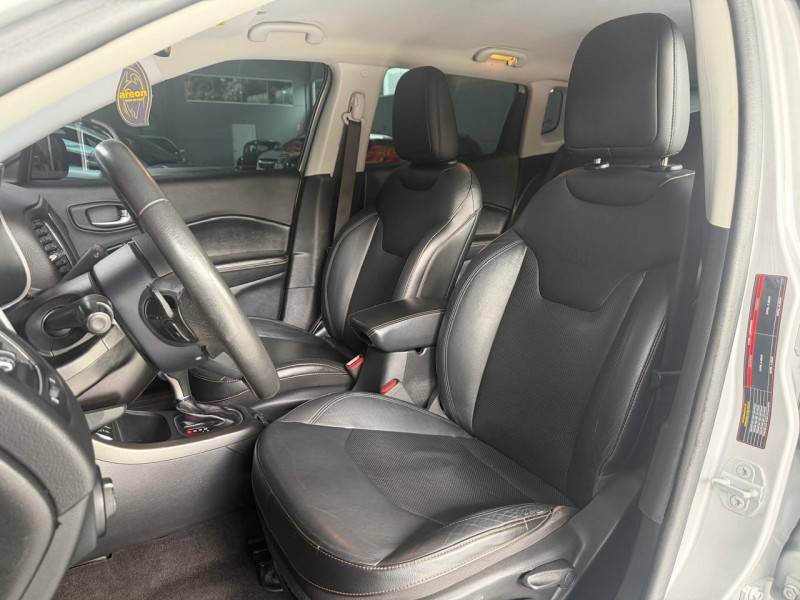 COMPASS 2.0 16V FLEX LONGITUDE AUTOMÁTICO - 2021 - CARLOS BARBOSA