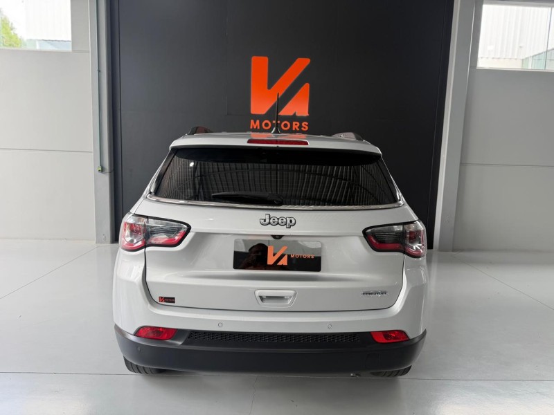 COMPASS 2.0 16V FLEX LONGITUDE AUTOMÁTICO - 2021 - CARLOS BARBOSA