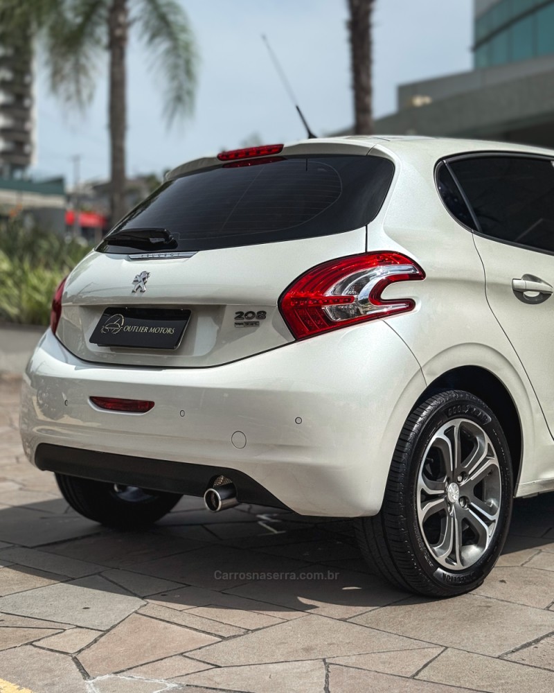 208 1.6 GRIFFE 16V FLEX 4P AUTOMÁTICO - 2016 - NOVO HAMBURGO