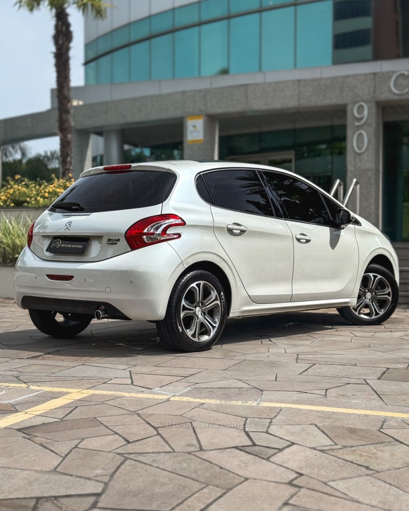 208 1.6 GRIFFE 16V FLEX 4P AUTOMÁTICO - 2016 - NOVO HAMBURGO