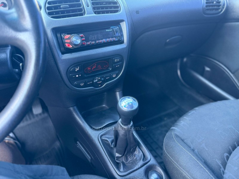 206 1.6 FELINE 16V FLEX 4P MANUAL - 2006 - CAXIAS DO SUL