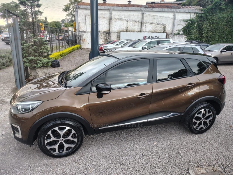 CAPTUR 1.6 16V FLEX INTENSE AUTOMÁTICO - 2018 - CAXIAS DO SUL
