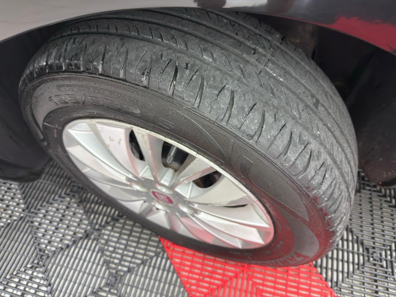 PUNTO 1.4 ELX 8V FLEX 4P MANUAL - 2010 - CAXIAS DO SUL