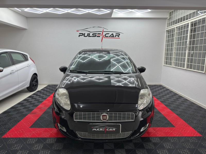 PUNTO 1.4 ELX 8V FLEX 4P MANUAL - 2010 - CAXIAS DO SUL
