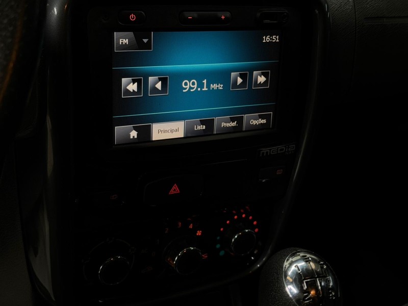 DUSTER 1.6 TECH ROAD 4X2 16V FLEX 4P MANUAL - 2014 - CAXIAS DO SUL