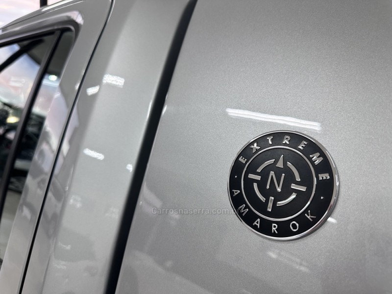 AMAROK 3.0 V6 EXTREME CD DIESEL 4X4 AT 4P AUTOMÁTICO - 2022 - CHARQUEADAS