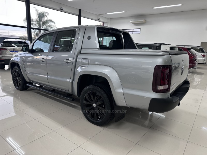 AMAROK 3.0 V6 EXTREME CD DIESEL 4X4 AT 4P AUTOMÁTICO - 2022 - CHARQUEADAS
