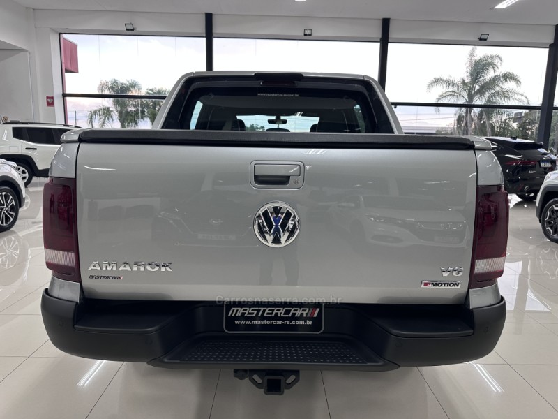 AMAROK 3.0 V6 EXTREME CD DIESEL 4X4 AT 4P AUTOMÁTICO - 2022 - CHARQUEADAS