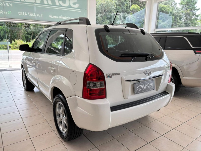 TUCSON 2.0 MPFI GLS 16V 143CV 2WD FLEX 4P AUTOMÁTICO - 2017 - NOVA PETRóPOLIS