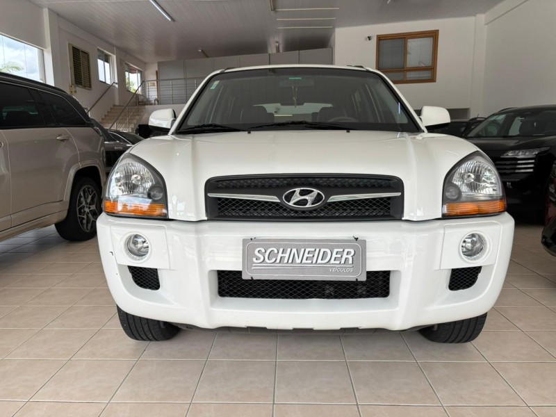 TUCSON 2.0 MPFI GLS 16V 143CV 2WD FLEX 4P AUTOMÁTICO - 2017 - NOVA PETRóPOLIS