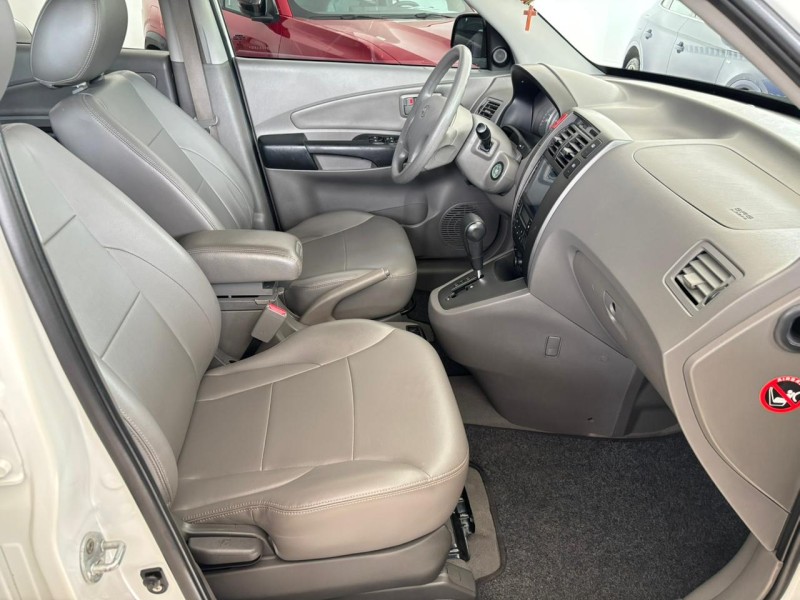 TUCSON 2.0 MPFI GLS 16V 143CV 2WD FLEX 4P AUTOMÁTICO - 2017 - NOVA PETRóPOLIS