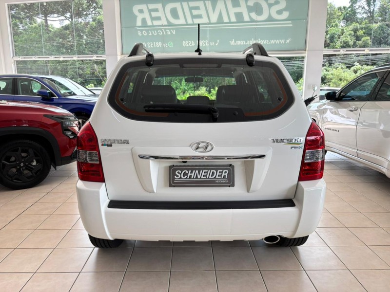 TUCSON 2.0 MPFI GLS 16V 143CV 2WD FLEX 4P AUTOMÁTICO - 2017 - NOVA PETRóPOLIS