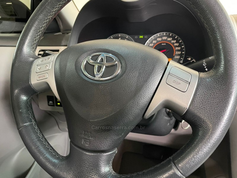 COROLLA 1.8 GLI 16V FLEX 4P AUTOMÁTICO - 2013 - CAXIAS DO SUL