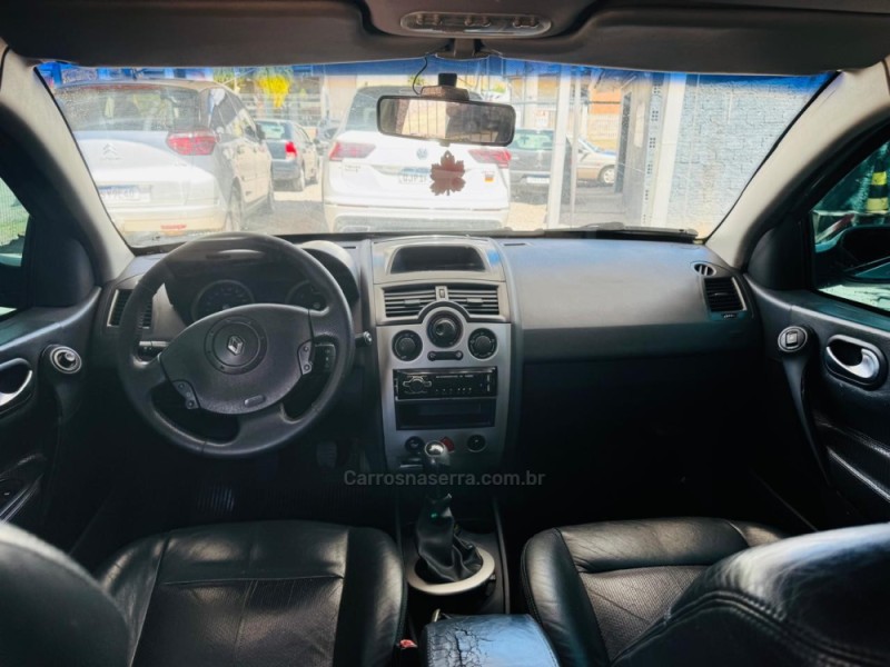 MÉGANE 1.6 DYNAMIQUE 16V FLEX 4P MANUAL - 2008 - CAXIAS DO SUL