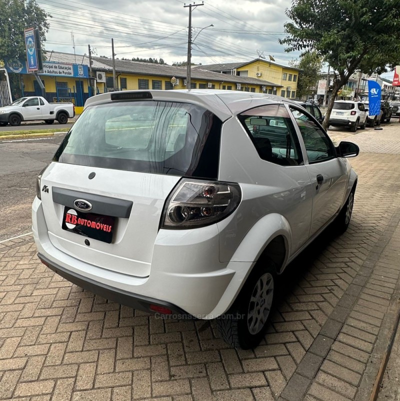 KA 1.0 MPI CLASS 8V FLEX 2P MANUAL - 2013 - PAROBé