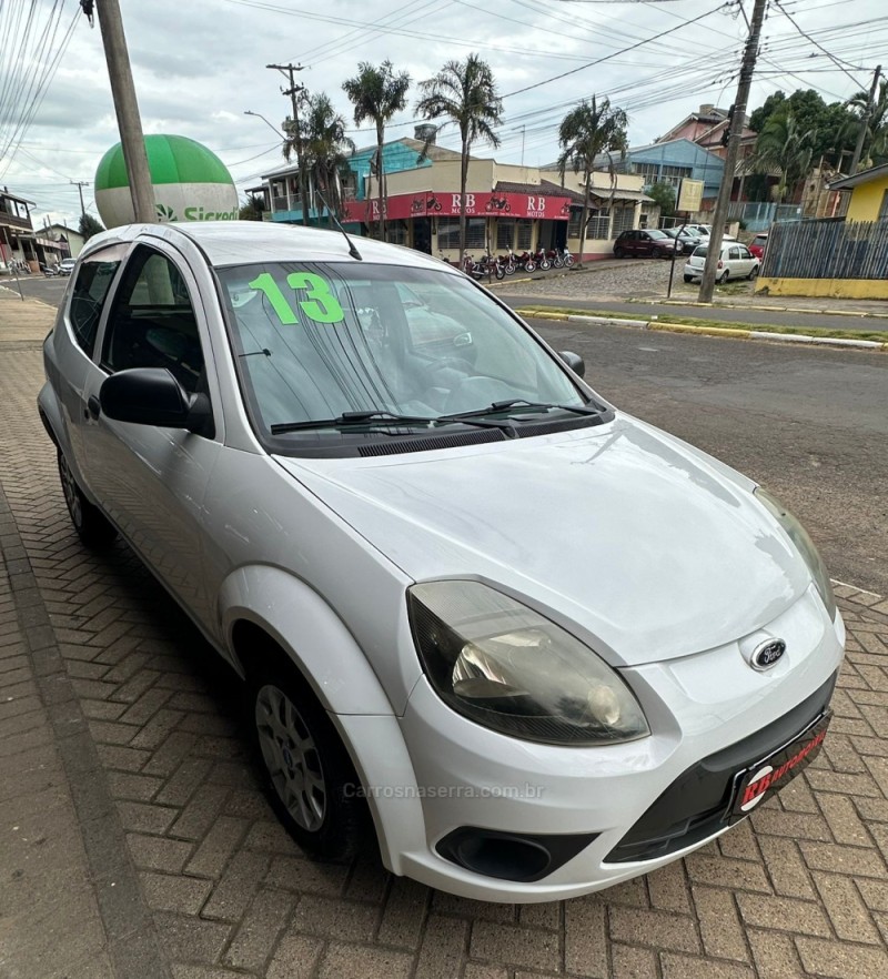 KA 1.0 MPI CLASS 8V FLEX 2P MANUAL - 2013 - PAROBé