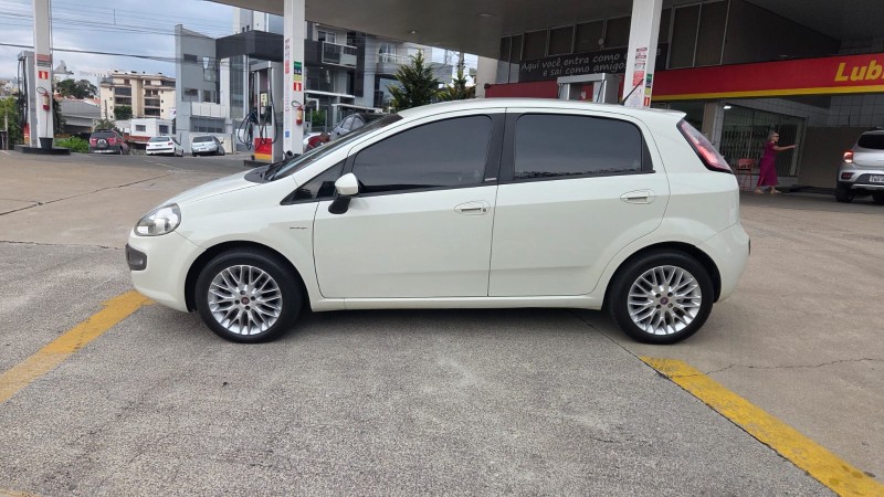 PUNTO 1.6 ESSENCE SP DUALOGIC 16V FLEX 4P AUTOMATIZADO - 2013 - CAXIAS DO SUL