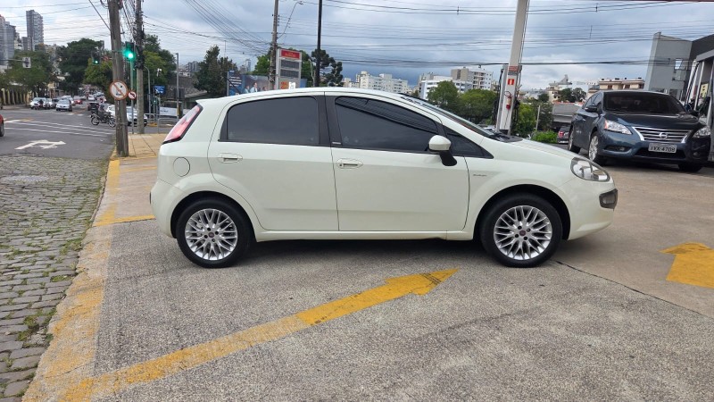 PUNTO 1.6 ESSENCE SP DUALOGIC 16V FLEX 4P AUTOMATIZADO - 2013 - CAXIAS DO SUL