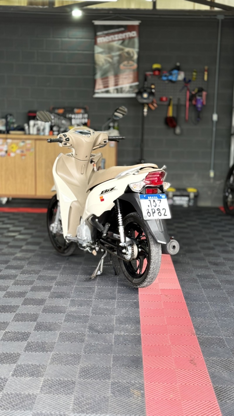 BIZ 125  - 2022 - FLORES DA CUNHA