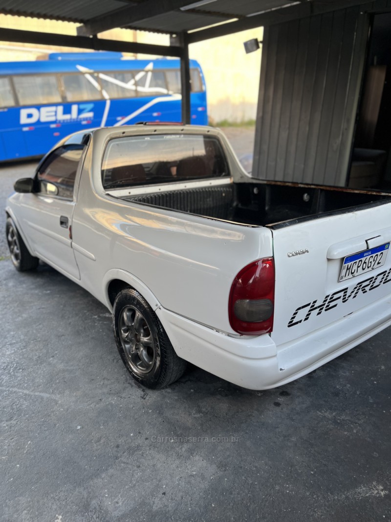 CORSA 1.6 MPFI RODEIO CS PICK-UP 8V GASOLINA 2P MANUAL - 2001 - CAXIAS DO SUL