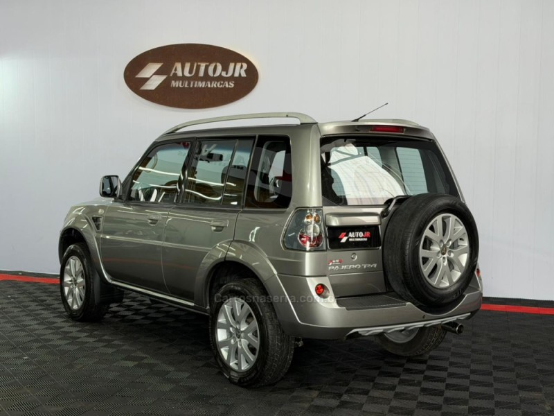 PAJERO TR4 2.0 4X4 16V FLEX 4P MANUAL - 2012 - VACARIA
