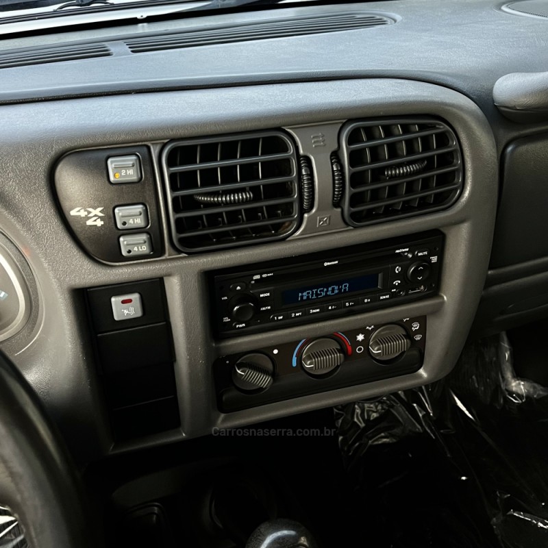 S10 2.8 EXECUTIVE 4X4 CD 12V TURBO ELECTRONIC INTERCOOLER DIESEL 4P MANUAL - 2011 - VACARIA