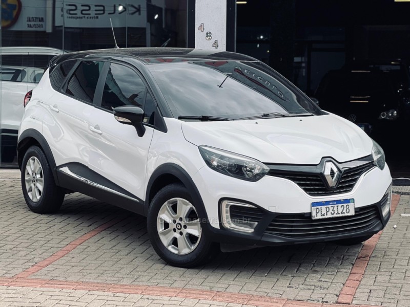 CAPTUR 1.6 LIFE 16V FLEX 4P AUTOMÁTICO - 2019 - SAPUCAIA DO SUL