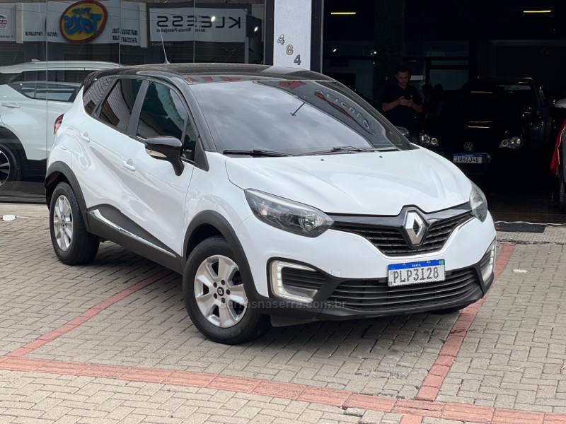 CAPTUR 1.6 LIFE 16V FLEX 4P AUTOMÁTICO - 2019 - SAPUCAIA DO SUL