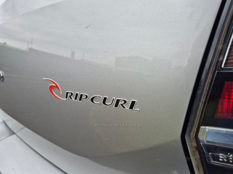 SANDERO 1.6 STEPWAY RIP CURL 8V FLEX 4P MANUAL - 2016 - SãO LEOPOLDO