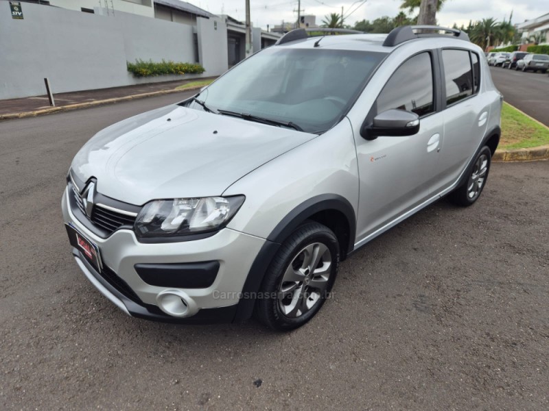 SANDERO 1.6 STEPWAY RIP CURL 8V FLEX 4P MANUAL - 2016 - SãO LEOPOLDO